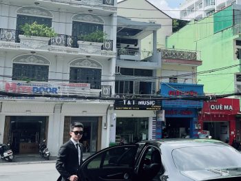 cho thue xe mercedes theo tháng MERCEDES e200