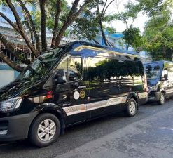 LIMOUSINE bấm vào nút đặt xem chi tiết giá