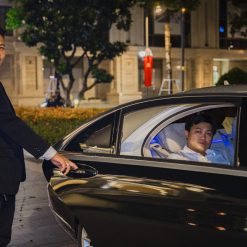 Thuê Xe Mercedes Đón Sân Bay
